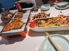 -嗨辣小聚·盘锦河蟹·海鲜烧烤龙虾(盘锦十年好店)