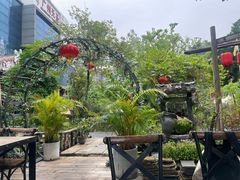 -花溪雨·森林餐厅(石基店)