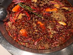 -茅草房·河畔园林火锅