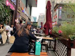 露天位-钟方模白家肥肠粉(春熙店)