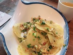 -有红鸡毛店·川菜(建设路店)