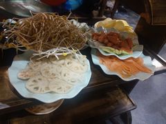 -肖肖酸萝卜鱼火锅(总店)