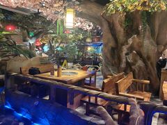 -城墙拐拐火锅(三峡广场黑金冠店)
