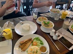 -Old House Restaurant