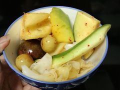 -肥姐酸嘢