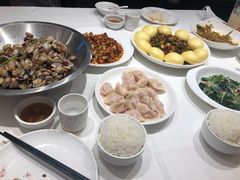 辣椒炒肉-金春禧·鲁菜海鲜(延吉路万达店)