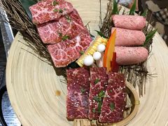 -山川小町·极番烧肉(新地假日广场店)