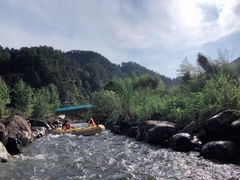 -龙井峡漂流