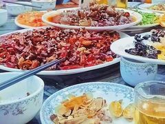 -江湖黑大兔(杨家坪店)