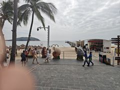 -亚龙湾海底世界