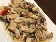 南华芜爆松茸-石屏会馆