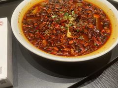 -艳阳天民俗村(公园路店)