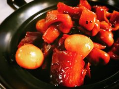 锅底灰装饰红烧肉-乾园(天河城店)
