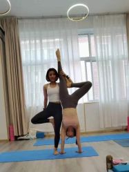 -亚太瑜伽普拉提学院