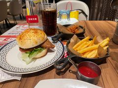 -必胜客(城西银泰店)