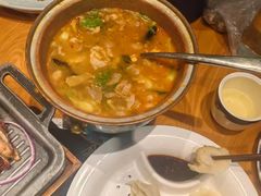 -娜仁图雅蒙古美食村(33小镇店)