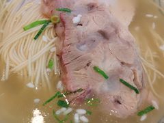 -朱洪元苏式面馆(绿宝广场店)