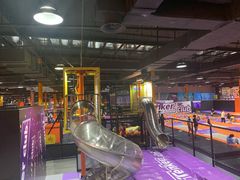 -Tenker Club弹刻极限主题公园 · 蹦床 · 团建 · 生日派对(大关店)