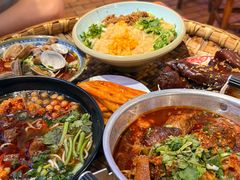 -爆炸头阿姨小四川正宗川味小吃(无任何分店)