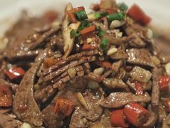 -黄泥岗·地道湖北菜(奥特莱斯店)