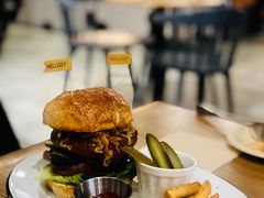 德国盘肠汉堡-HELLO 27 意面·沙拉·帕尼尼