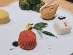 -荷风细雨·中国茶宴(世纪大道店)