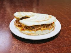 腊汁肉夹馍-汉思肴 热面皮(虬江路店)