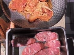 -蚂蚁洞·烤肉大营地(上海静安大悦城店)
