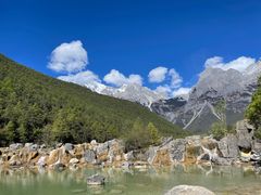 -玉龙雪山蓝月谷