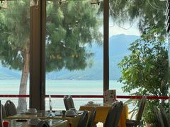 -鹏城人家海鲜酒家·23年老字号(较场尾店)