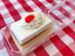 鲜奶小方蛋糕-红宝石·鲜奶小方·海派西点房(南丹店)