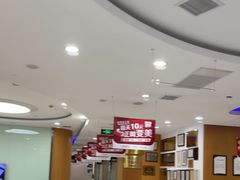 -雅悦齿科(顾村公园店)
