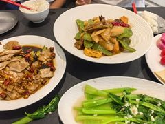 -红东阁东北菜烤肉酒馆(CROSS万象汇店)