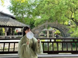 -扶摇阁旗袍|汉服造型工作室