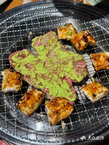 在昆明！吃烤肉！！还能吃新鲜鳗鱼饭的快乐