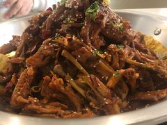 -张大师鸭爪爪特色干锅(南湖店)