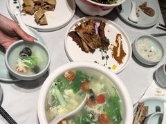 -江城小馆陕南妈妈菜·全球旅行餐厅(钟楼店)