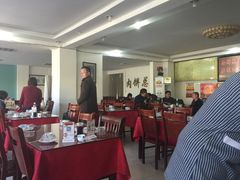 -溢心园香河肉饼总店