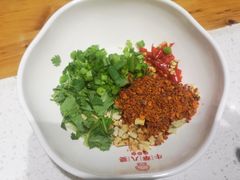 -牛华八婆麻辣烫(龙湖U城店)