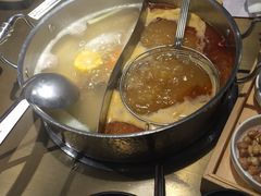 鲜牛杂鸳鸯锅-左庭右院鲜牛肉火锅(新梅广场店)