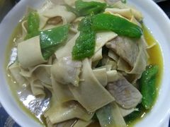 千张炒肉片-国生茶庄·地道农家菜团建活动