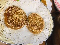 芝麻烧饼-鸿运楼老北京铜锅涮肉  烤串(木樨园店)