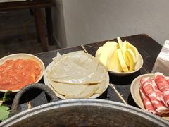-四小区火锅·巷子里的重庆火锅(花照壁店)