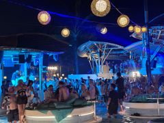 -FINNS Beach Club