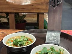 -万记麻辣烫国展总店