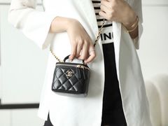 -CHANEL(恒隆广场店)