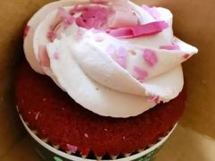 草莓杯子蛋糕-星巴克(深圳五洲星苑店)