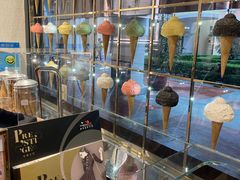 -VENCHI 闻绮(上海佛罗伦萨小镇店)