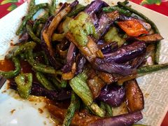 -闯关东东北农家菜(崂山石老人店)