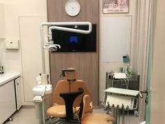 -维乐口腔(美维云门诊陆家嘴店)